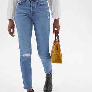 LEVIS WEDGIE JEANS SIZE 30